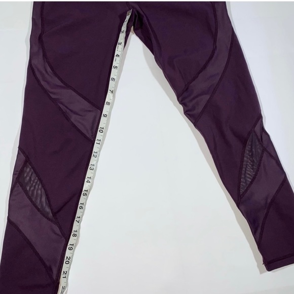 🫶🏻SWEATY BETTY luxe wet look, mesh crop THE POWER LEGGINGS - Picture 9 of 9